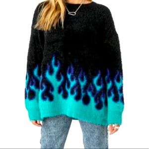 ADIKA FLAME OVERSIZED SWEATER